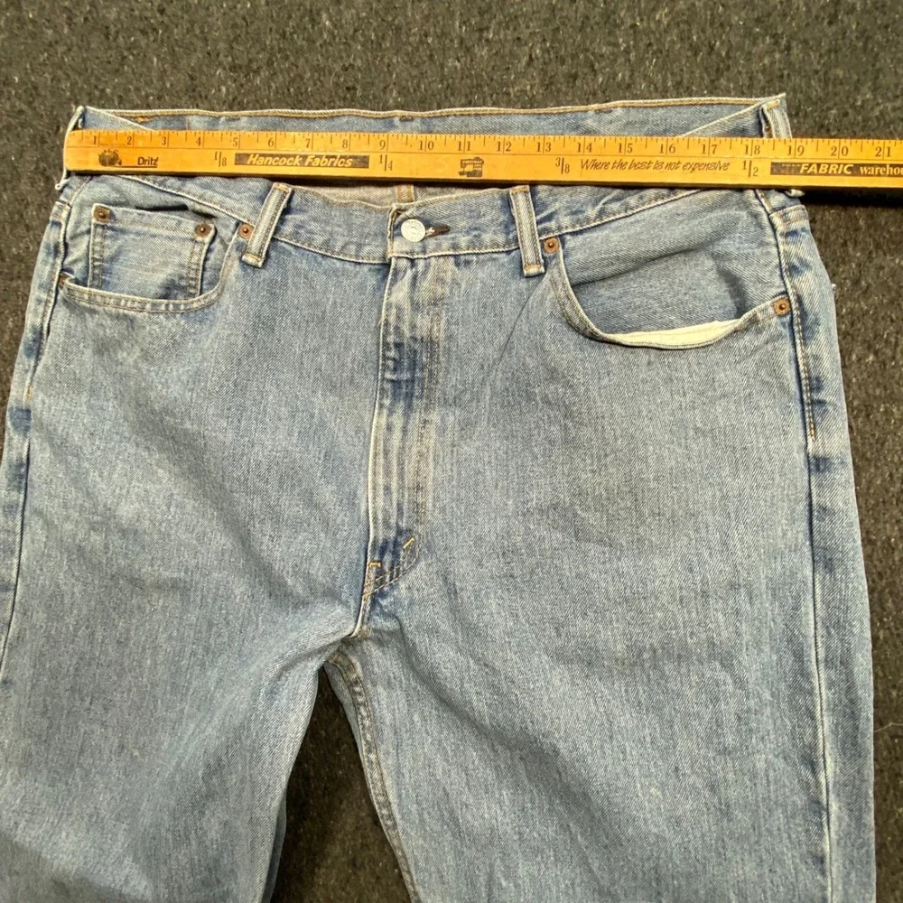 Levis levi 550